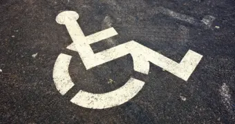 В Петербурге 22-летний парень потерял ноги из-за чрезмерного употребления энергетиков