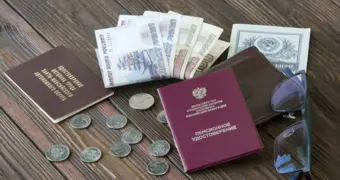 В Госдуме предложили выходить на пенсию на 10 лет позже и получать в два раза больше