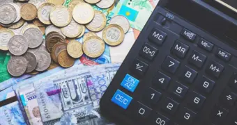 Как получить свои пенсионные в Казахстане до 2026 года без удержания 10%