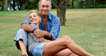 У Высоцкой и Кончаловского появился третий ребенок