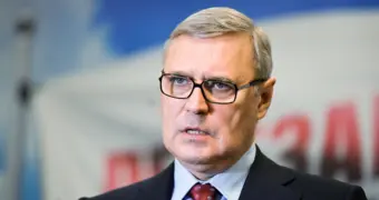 Бывший премьер России включен в список террористов и экстремистов