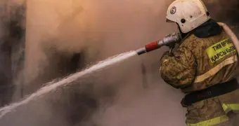 В Казахстане при пожаре погибли 12 человек, включая 9 детей (видео)