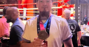 Боксер из Мангистау Уалихан Бисенкулов одержал победу на профи-ринге в России