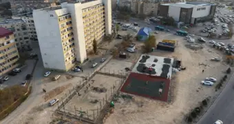 В Актау продолжают благоустраивать микрорайоны - не все жители довольны