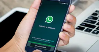 WhatsApp требует указать электронную почту: что это значит для пользователей