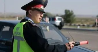 С 28 ноября казахстанские патрульные снова выйдут к обочинам с жезлами: что ждёт водителей