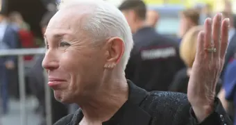 Борющийся с болезнью двойник Пугачевой объявлен в розыск в России