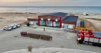 Глава МЧС открыл на побережье Каспия новую пожарно-спасательную часть