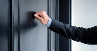 Необычные обходы жилых домов в Казахстане: что на самом деле происходит - официальное объяснение