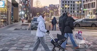 Семья вернулась из Лос-Анджелеса в Москву спустя 17 лет: увиденное в российской столице лишило их дара речи