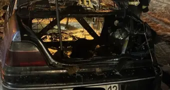 В Актау при горении авто пострадали два человека