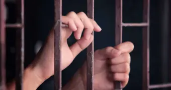 Экс-акима в Казахстане отправили за решетку на 3,5 года за 500 тыс. тенге