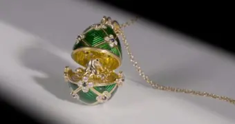 В Новой Зеландии грабитель проглотил яйцо Фаберже стоимостью $19200