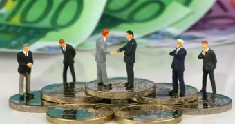 Кто получает иностранное финансирование в Казахстане: полный список