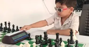 Трёхлетний индийский шахматист шокировал мир: ФИДЕ зарегистрировала рекорд