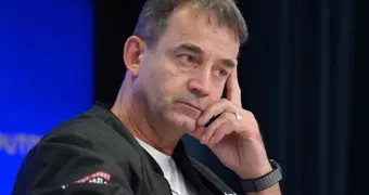 Дмитрий Певцов озвучил условие возвращения артистов в Россию