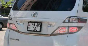 Казахстанцам разрешат ездить на автомобилях с иностранными номерами — но не всем: новые правила для водителей