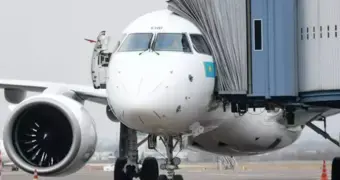 Казахстанцев обманывали годами: отмена невозвратных билетов, штрафы и права авиапассажиров