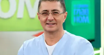 Доктор Мясников заявил, что у бездумно пьющих воду людей «нет мозгов»