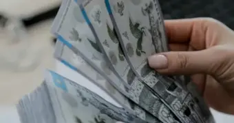 Казахстанцы - самые бедные в ЕАЭС: реальные зарплаты ушли в минус - официальные данные