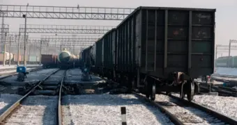 Грузовой поезд раздавил бригаду рабочих в Казахстане: четверо погибших