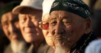 Казахстан опередил всех соседей по продолжительности жизни