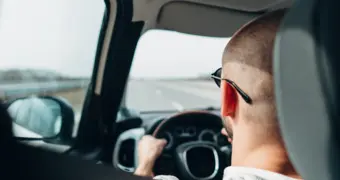 В Мангистау водителю запретили управлять авто из-за психоневрологического диагноза