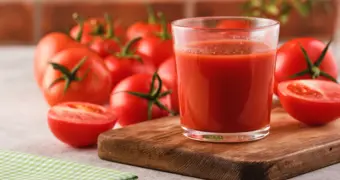 Стакан томатного сока после еды: простая привычка, которая спасает сосуды
