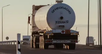 Бензиновый побег из Казахстана: почему запрет на вывоз топлива не работает, а закон бессилен