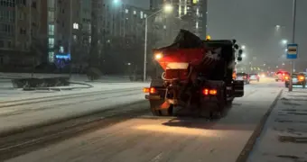 Непогода в Актау: чиновники прокомментировали жалобы водителей на гололед