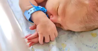 Сколько детей появилось на свет в Актау в День Независимости