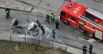 Автомобиль вспыхнул у здания акимата в Актау