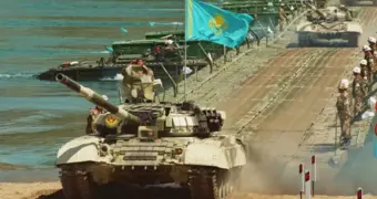 Резкий поворот бюджетной политики: Казахстан увеличивает расходы на оборону, урезая образование