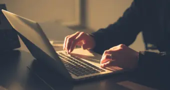 Ноутбук «умирает» на глазах? Эксперты объяснили, как спасти его без сервиса