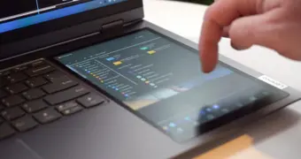Китайская корпорация Lenovo представит ноутбук с двумя экранами