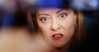 Мелони оригинально поздравила итальянцев с Рождеством: «Год был трудный, но в 2026-м будет гораздо хуже!»