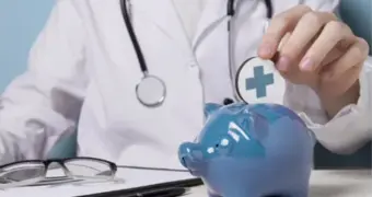 Новые пороги и правила отчислений ОСМС в Казахстане с 2026 года