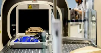 Новогодний багаж под запретом: за что казахстанцев снимут с рейса при досмотре в аэропорту