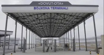 Узбекистан ограничивает пересечение границы для казахстанцев