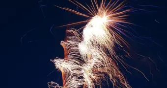 В Актау в предновогоднюю ночь проведут концерт и запустят фейерверк