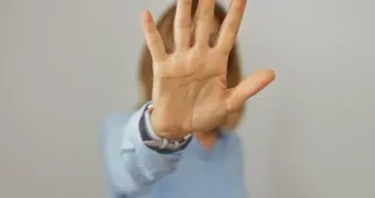 Ладонь как биография: что ваши руки знают о вас раньше психологов