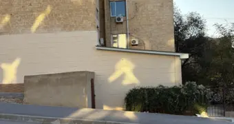 В жилом доме Актау демонтировали незаконно построенный склад