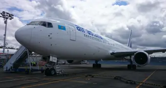Рейс Air Astana из Алматы в Сеул экстренно приземлился в Пекине из-за отказа всех туалетов