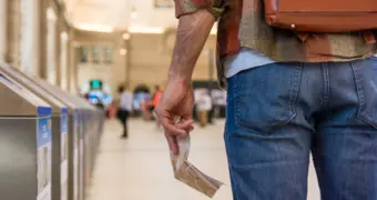 Фальшивые справки — уголовное наказание: в России ужесточают правила для мигрантов