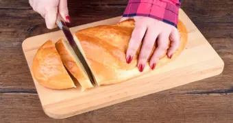 Почему диетологи боятся белого хлеба - тайная угроза на вашем столе