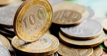 Не 90-е, но почти: маргарин вместо масла и рекордное падение доходов - что ждёт казахстанские семьи в 2026 году