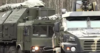 «Пора сдаваться»: экс-аналитик ЦРУ заявил о превосходстве РФ над США и ЕС в вооружениях