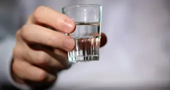 От рюмки до отказа: где в СНГ пьют больше всего, а где почти не знают алкоголя — место Казахстана удивило