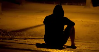 Пропавшего в Актау мужчину с проблемами памяти нашли