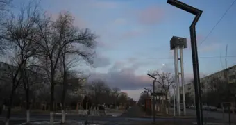 Установили, но не доделали: фонари нового поколения не горят вдоль аллеи в Актау